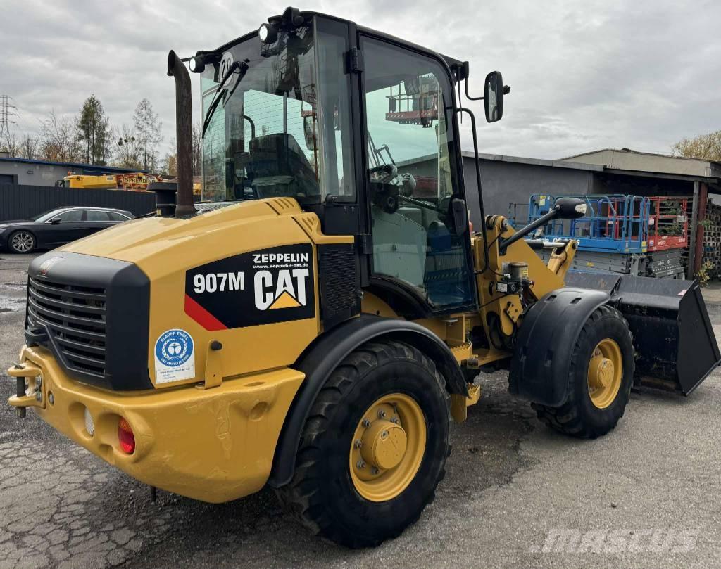 CAT 907 M Фронтальні навантажувачі