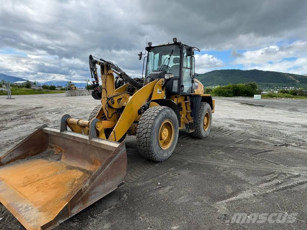 CAT 918 M Фронтальні навантажувачі