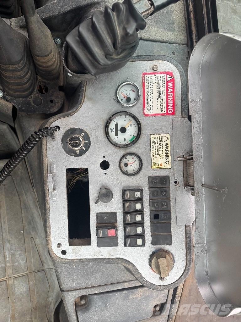 JCB 2 CX Airmaster Фронтальні навантажувачі