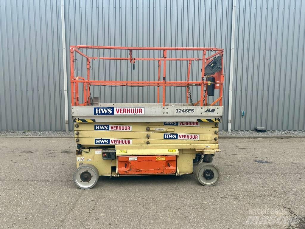 JLG 3246 ES Підйомники-ножиці