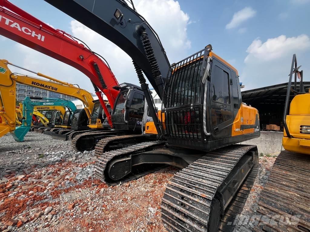 Hyundi HX220HD Гусеничні екскаватори