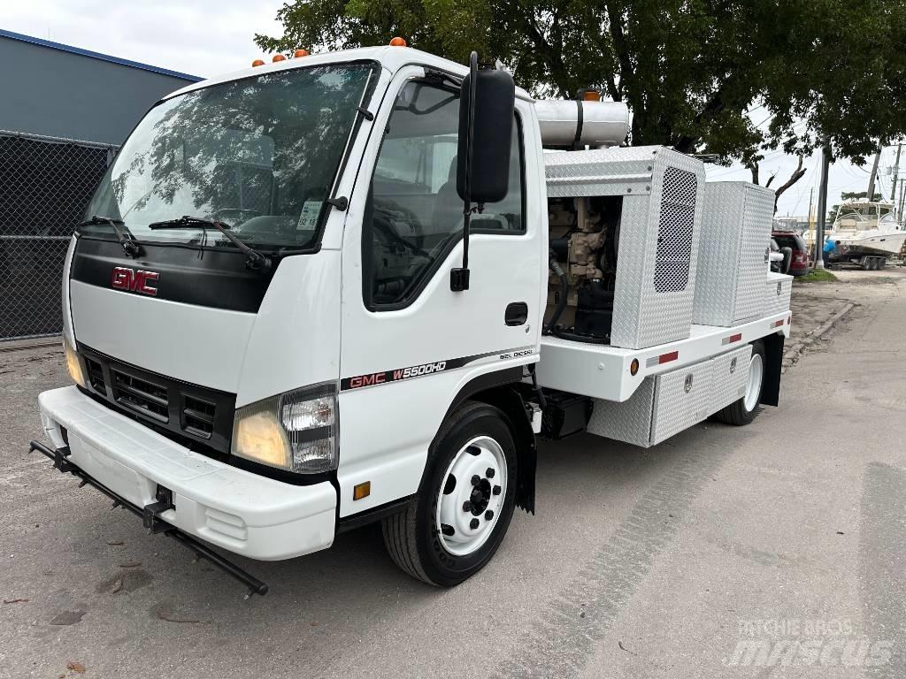 GMC W 5500 HD Комбі/Вакуумні вантажівки