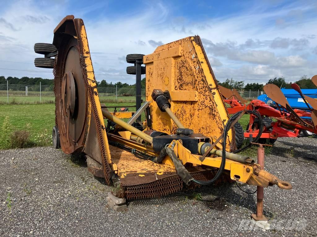 Mcconnell 620 Газонні і лукові косилки