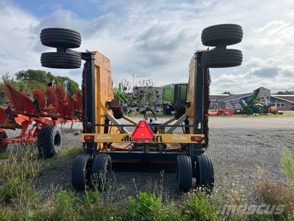 Mcconnell 620 Газонні і лукові косилки