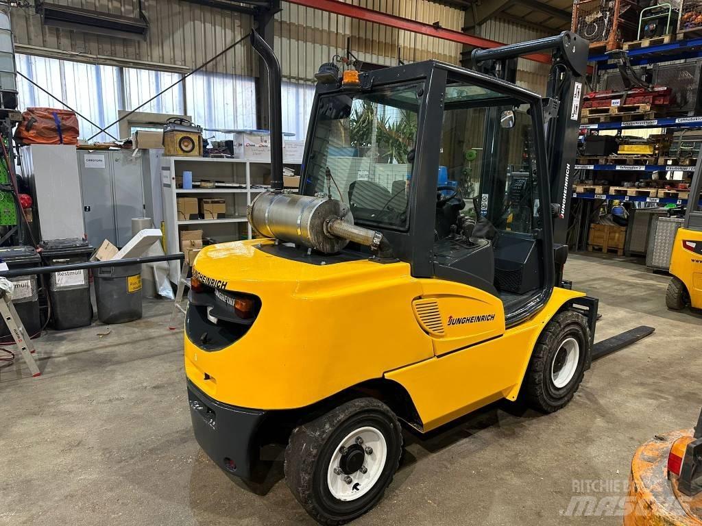 Jungheinrich DFG 550 Дизельні навантажувачі