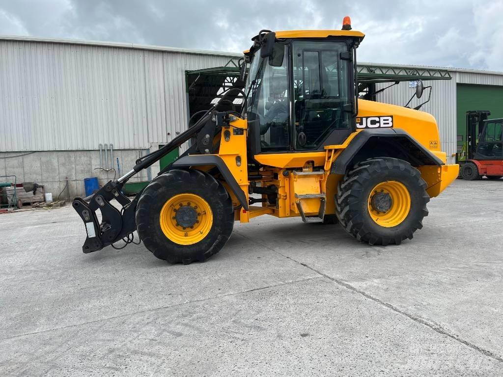 JCB 413 S Фронтальні навантажувачі