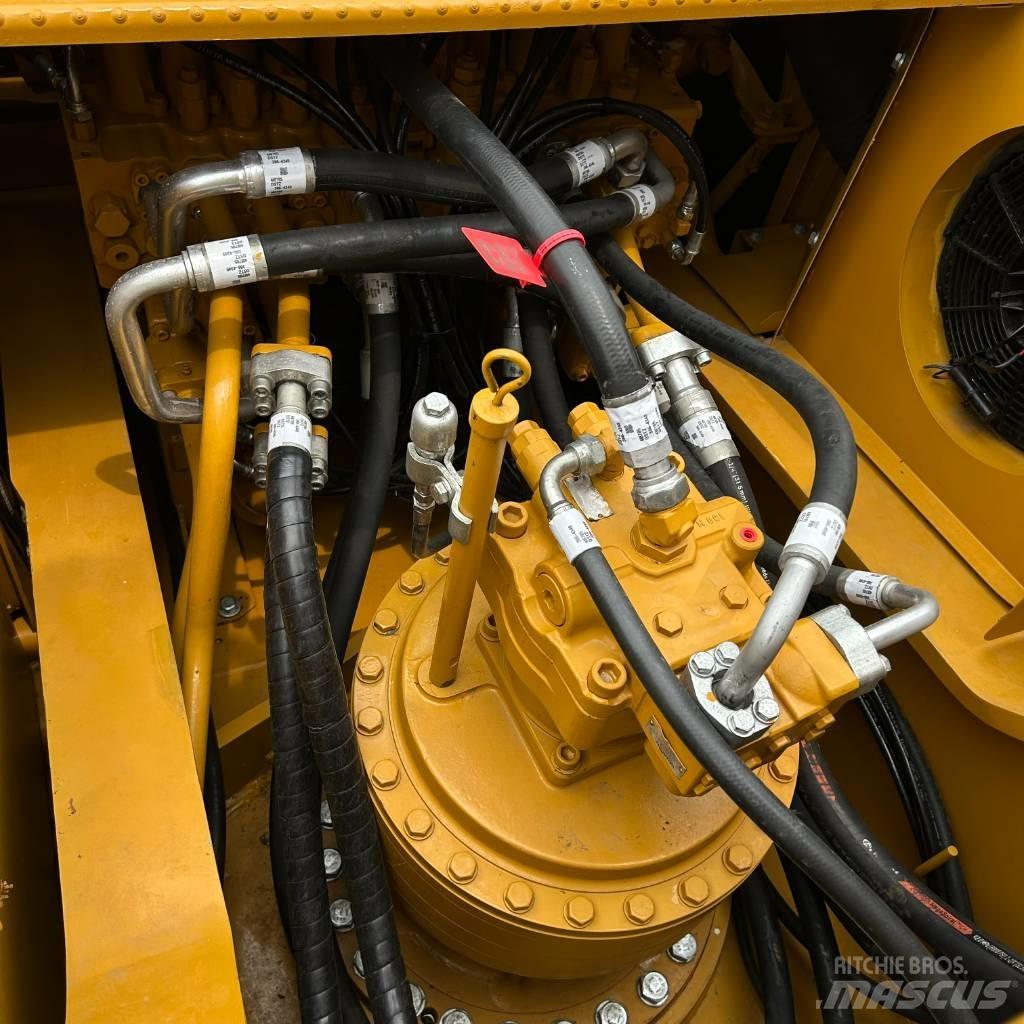 CAT 336D2L Гусеничні екскаватори