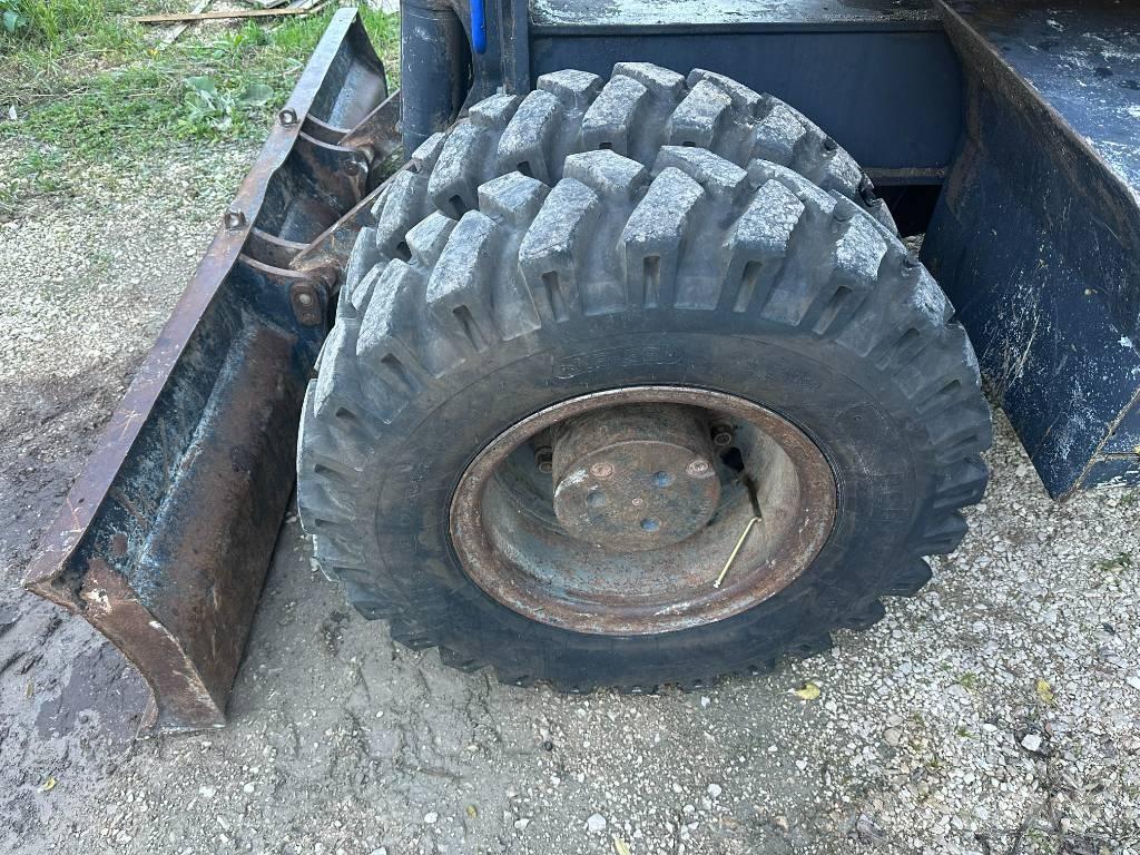 Komatsu PW 160-7E0 Колісні екскаватори