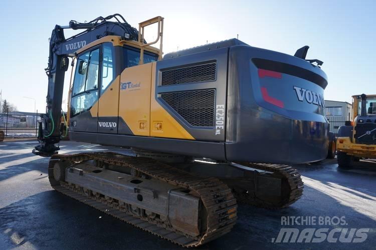Volvo EC 250 E NL Гусеничні екскаватори