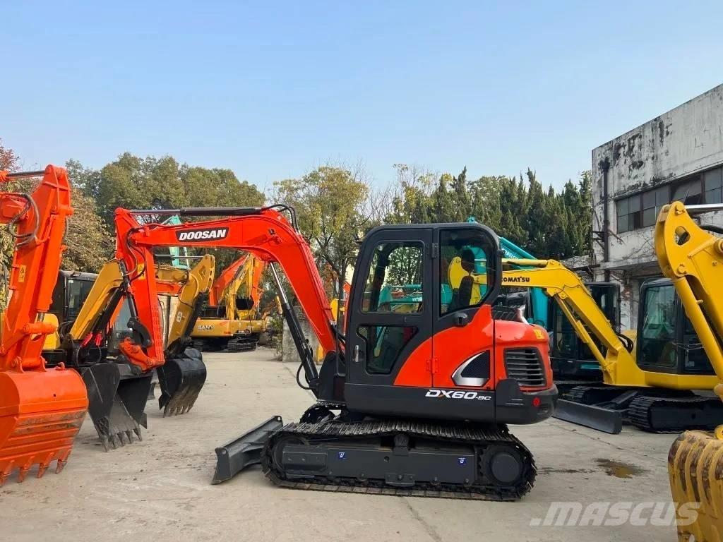 Doosan DX 60-9C Міні-екскаватори < 7т