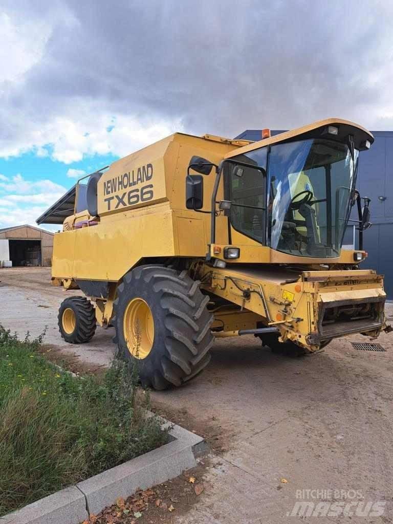 New Holland TX 66 Зернозбиральні комбайни
