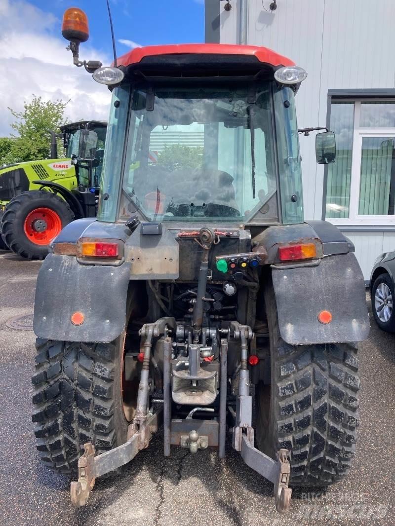 Kubota M7040 Трактори
