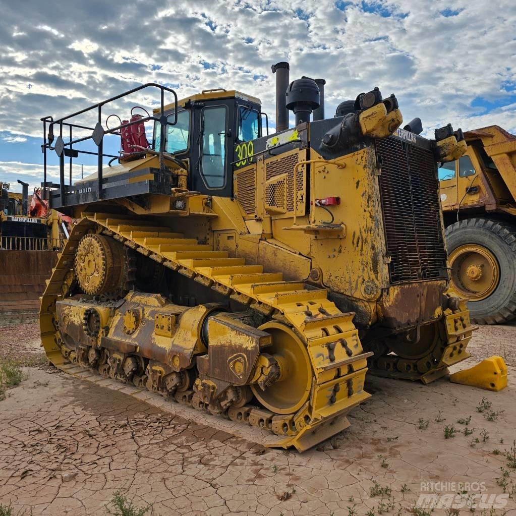 CAT D11R Гусеничні бульдозери