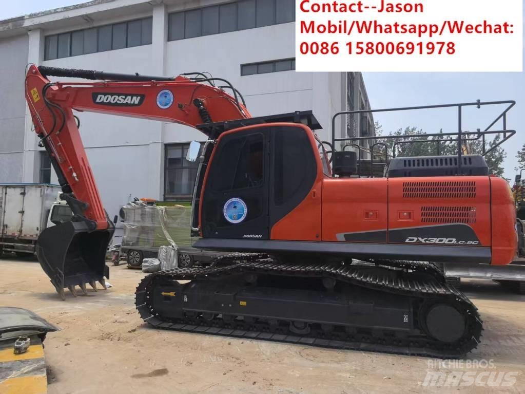 Doosan DX 300 LCA Гусеничні екскаватори