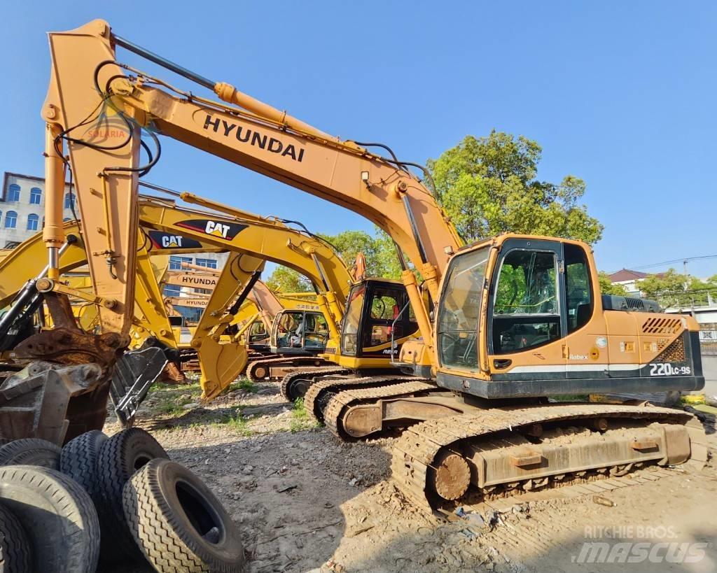 Hyundai R220LC-9S Гусеничні екскаватори
