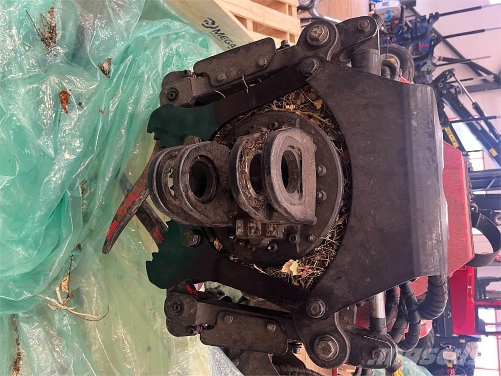 Komatsu C93 Валочні головки