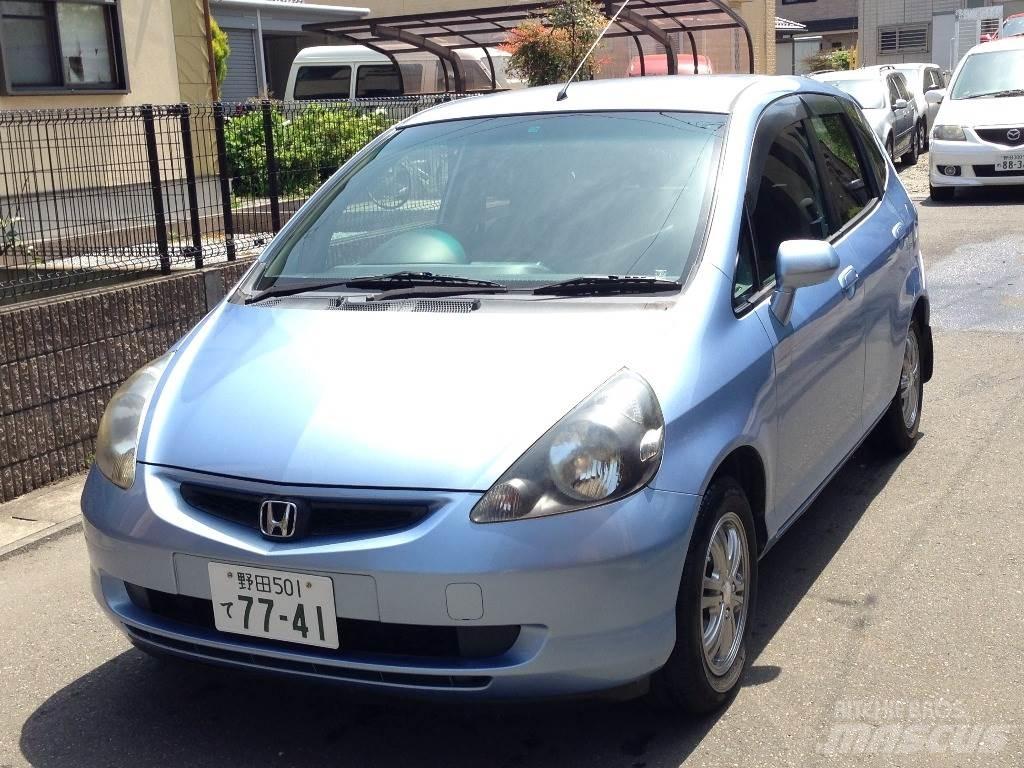 Honda LA-GD1 Автомобілі