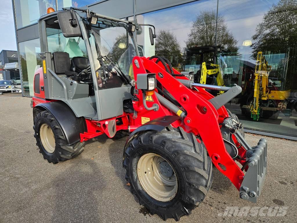 Weidemann 2070LP Малі навантажувачі