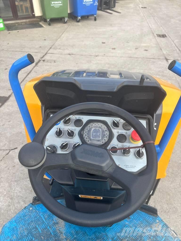 XCMG XD90 Котки тротуарні