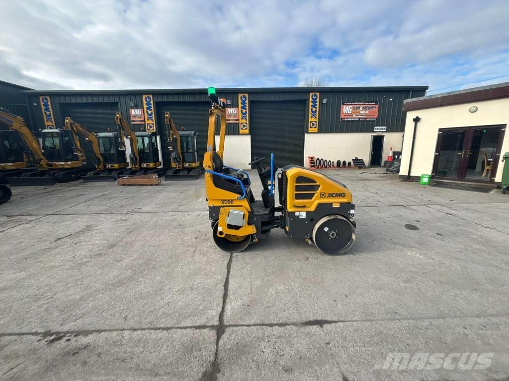 XCMG XD90 Котки тротуарні