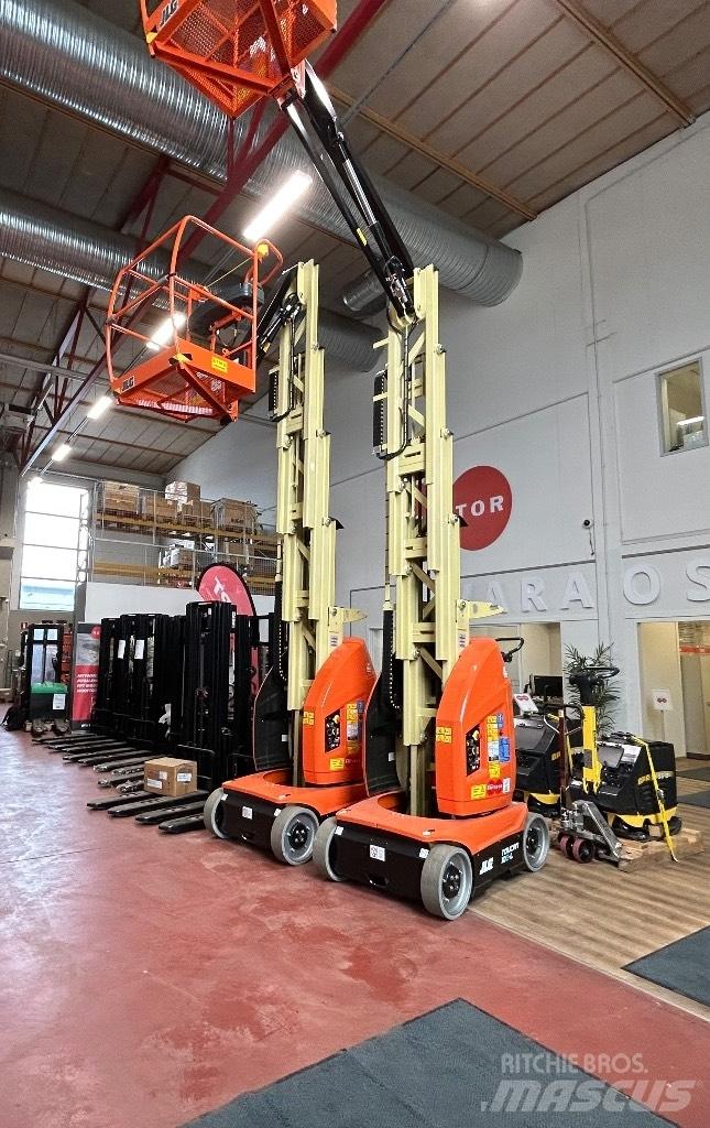 JLG Toucan 10 E-L Вертикальні щоглові підйомники