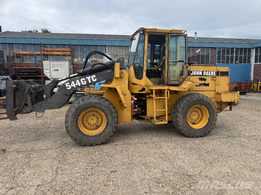 John Deere 544GTC Багатофункціональне обладнання для вантажних і землекопальних робіт