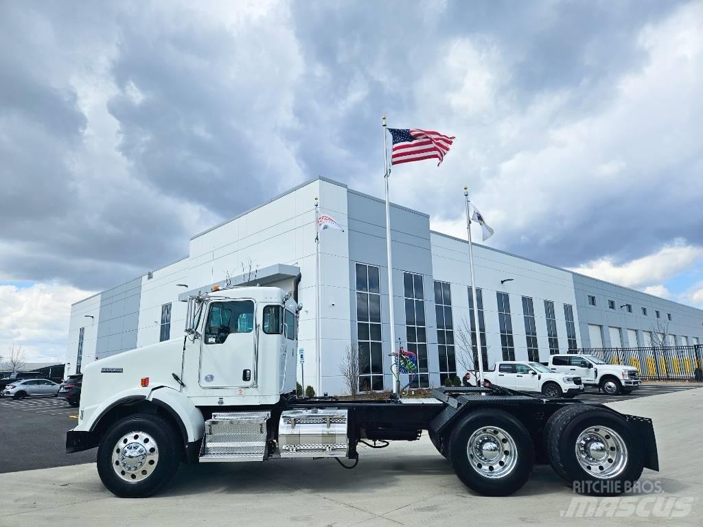 Kenworth T 800 Тягачі