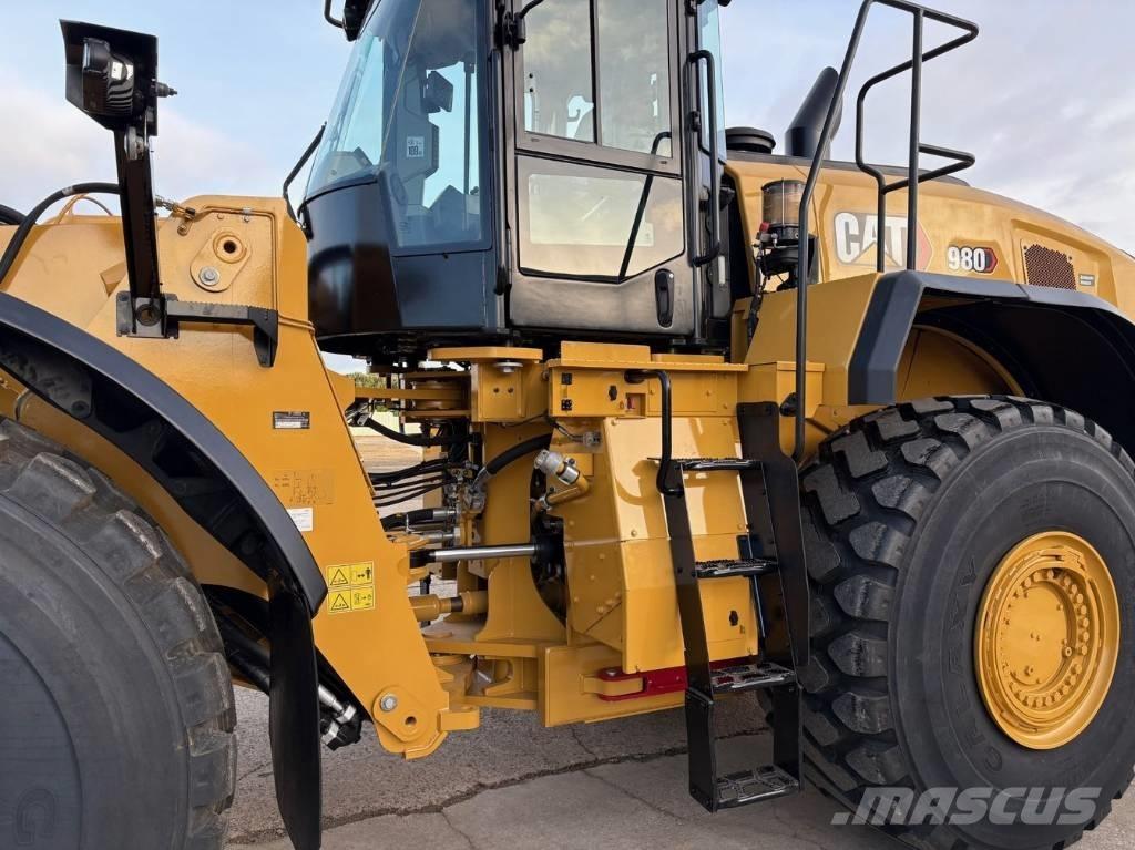 CAT 980 Фронтальні навантажувачі