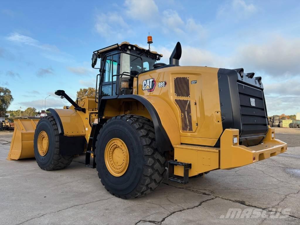 CAT 980 Фронтальні навантажувачі