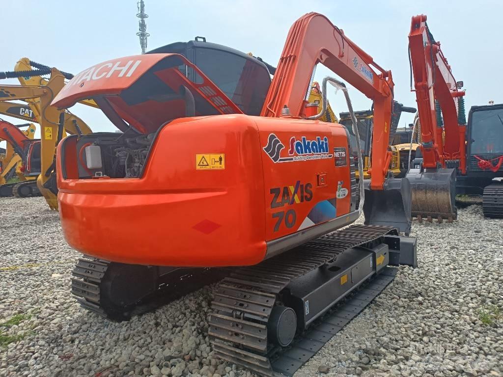 Hitachi ZX 70 Гусеничні екскаватори