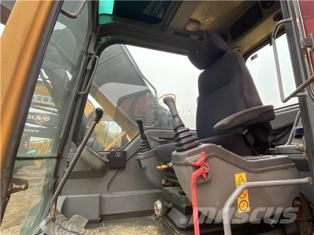 Volvo EC120 Гусеничні екскаватори