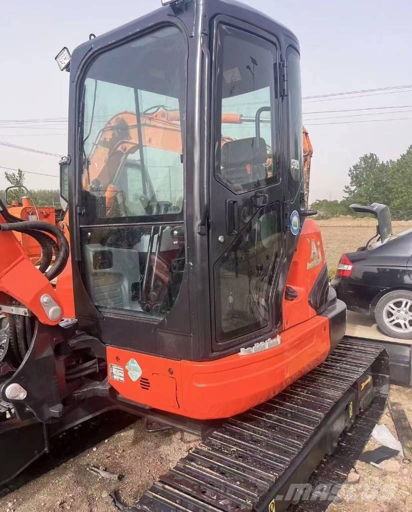Kubota 161 Гусеничні екскаватори