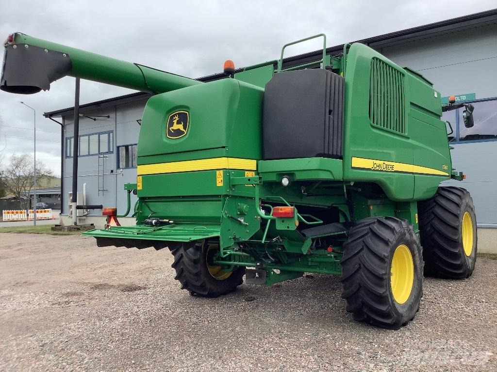 John Deere T560 Зернозбиральні комбайни