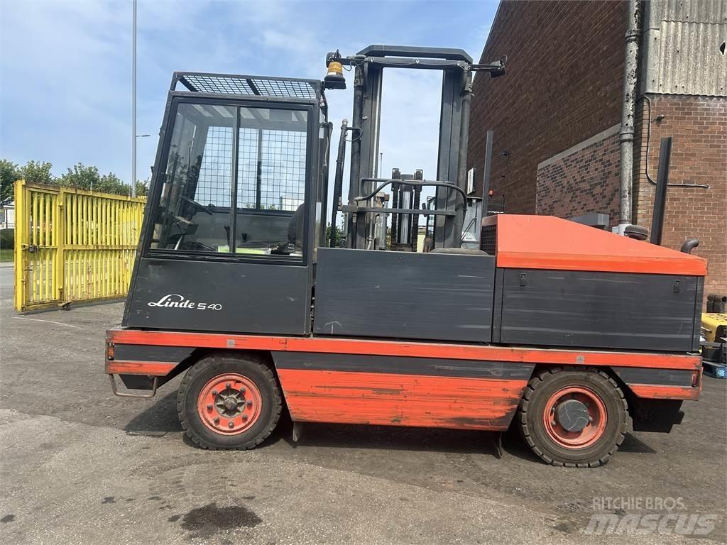 Linde S40 Бокові навантажувачі