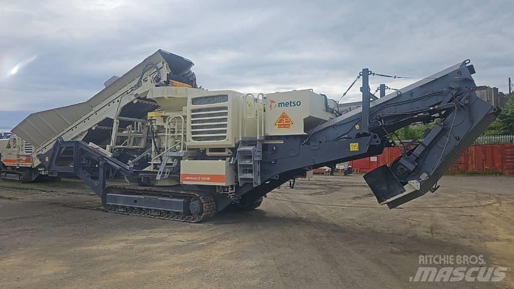 Metso LT 300 HP Мобільні дробарки