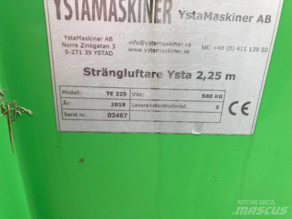 Ysta STRÄNGLUFTARE Граблі і сінозворушувачі