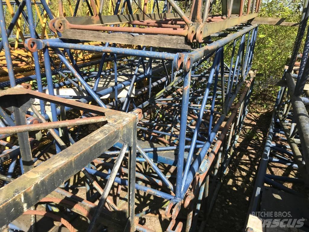 Several boom parts Запчастини для кранів