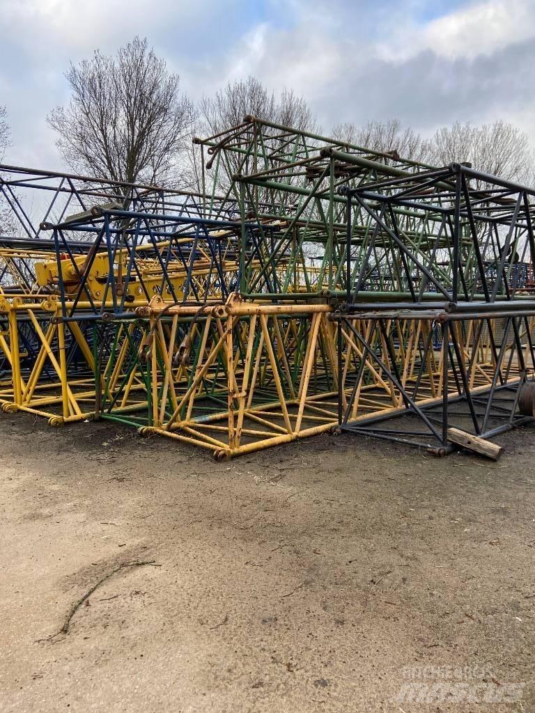  Several boom parts Запчастини для кранів