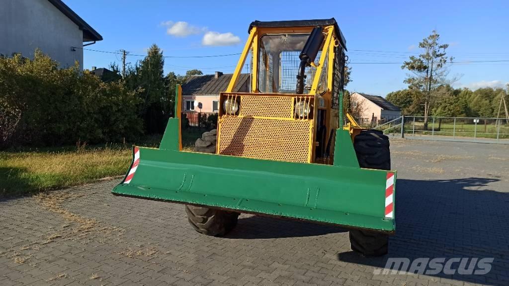 LKT 81 Трельовочні трактора