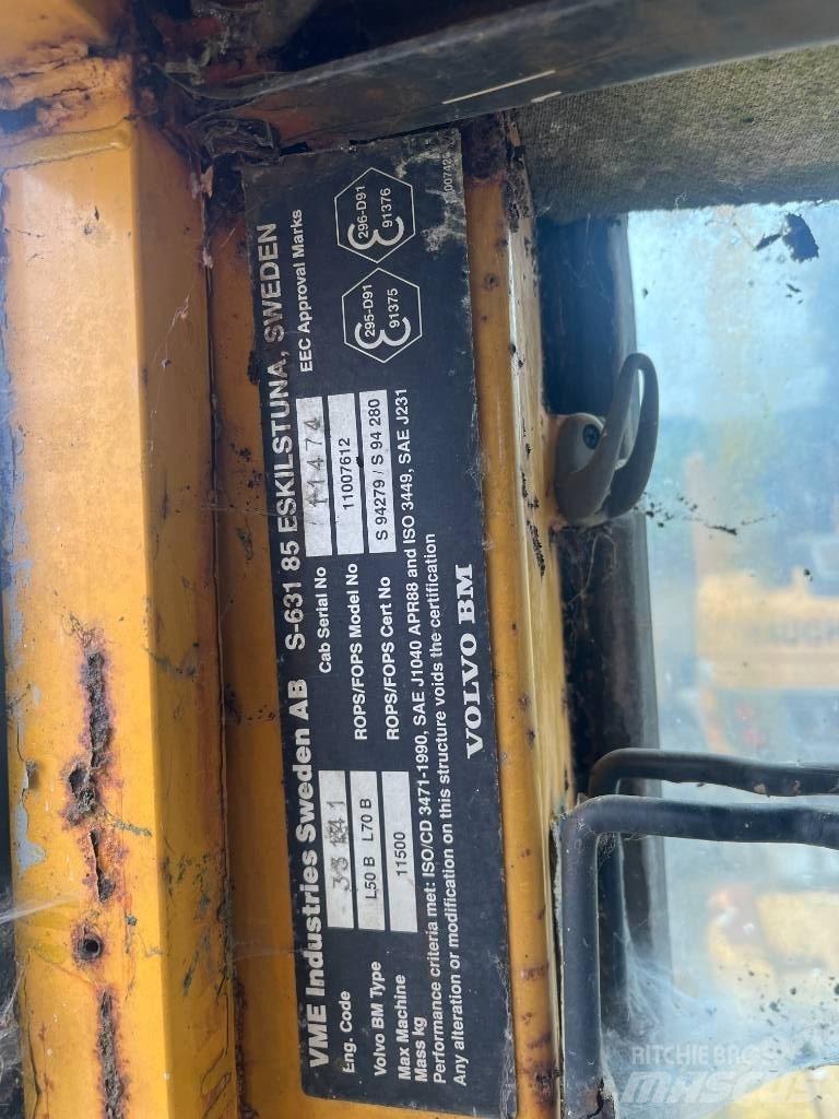 Volvo L 70 B Фронтальні навантажувачі
