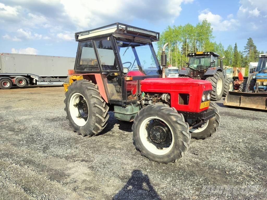 Zetor 6045/7011 Трактори