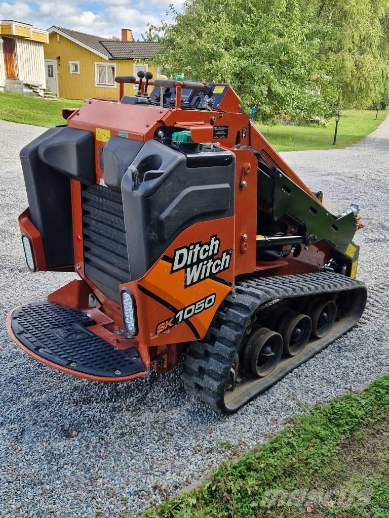 Ditch Witch SK 1050 Телескопічний навантажувач