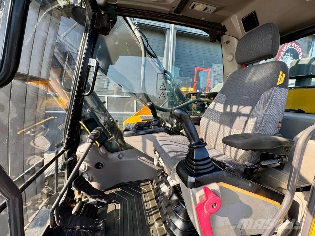 Volvo EC300ENL Гусеничні екскаватори