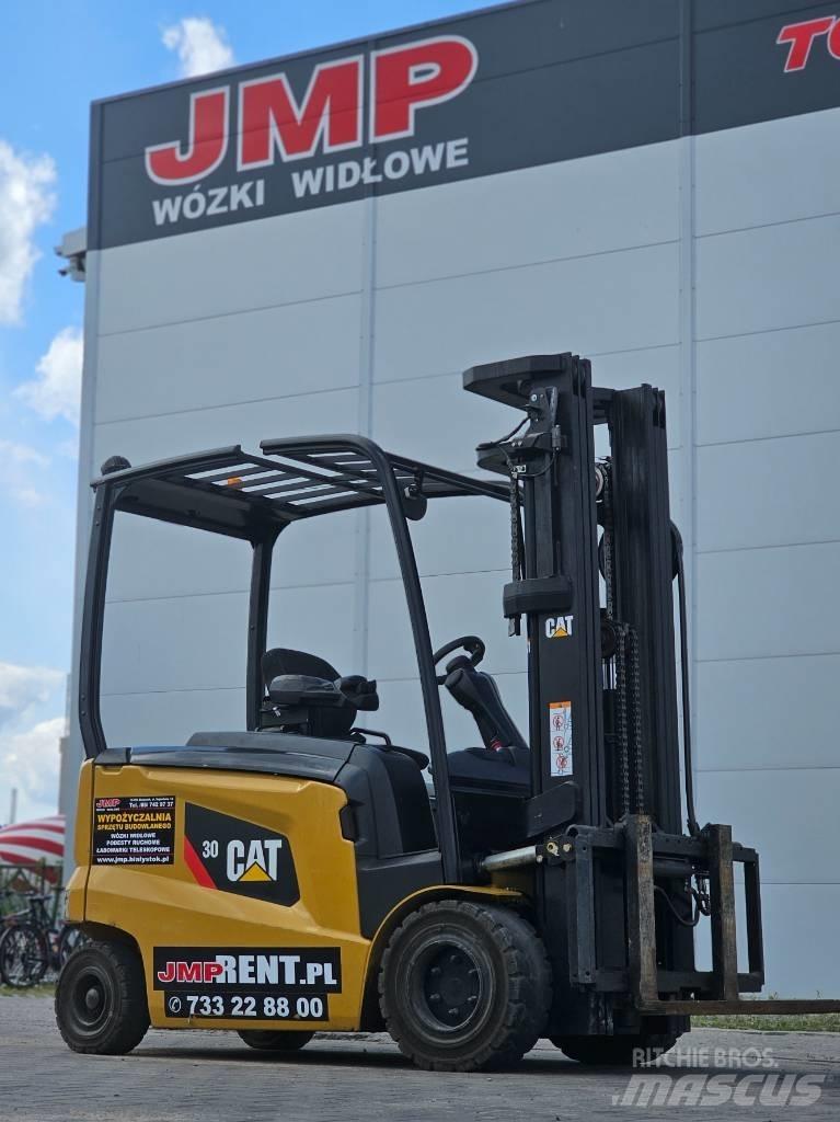CAT EP 30 CN Електронавантажувачі