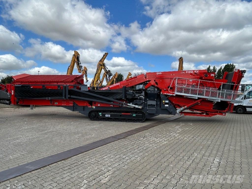 Finlay 683 Мобільні грохоти