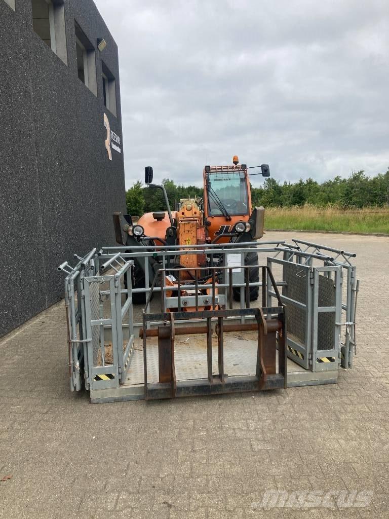 JLG 4017 PS Телескопічні навантажувачі