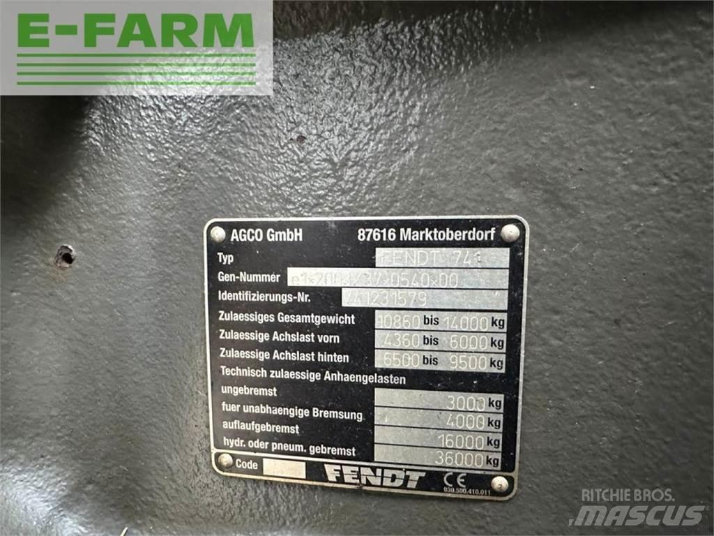 Fendt 720 Vario Трактори