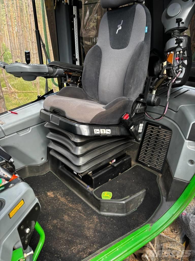John Deere 1170 E Харвестери