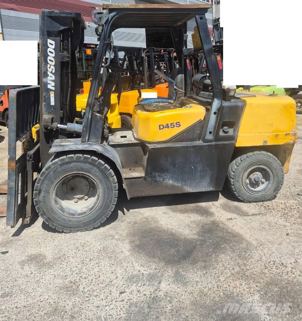 Doosan D 45 SC-9 Інше