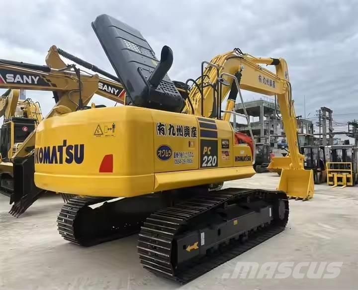 Komatsu PC220-8 Гусеничні екскаватори